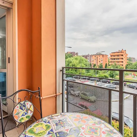 Apartment Homeby, Barbara *